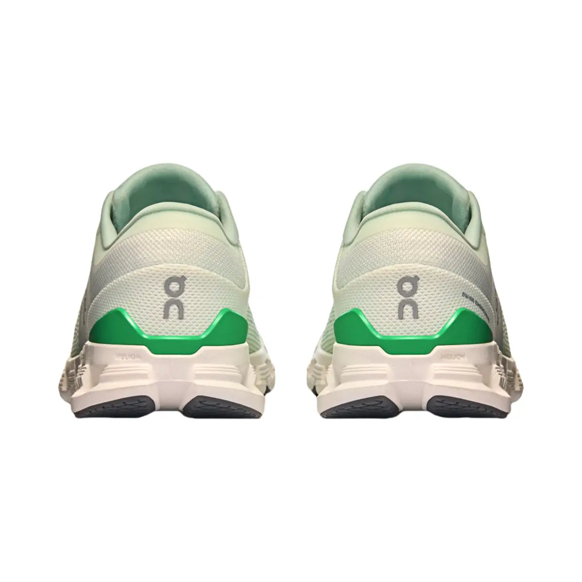 Cloud X 4 – Lightweight Training & All-Day Comfort